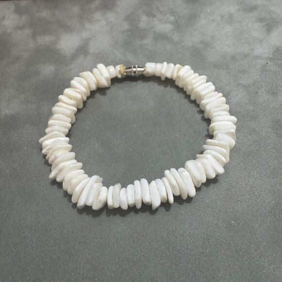 White Puka Shell Bracelet Barrel Clasp Natural Gift Jewelry - Picture 1 of 3
